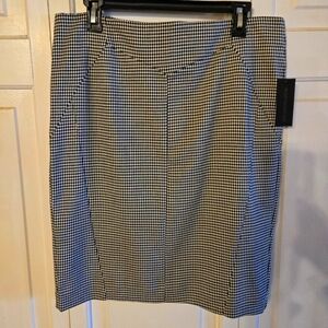 Classic Black and White Houndstooth Skirt